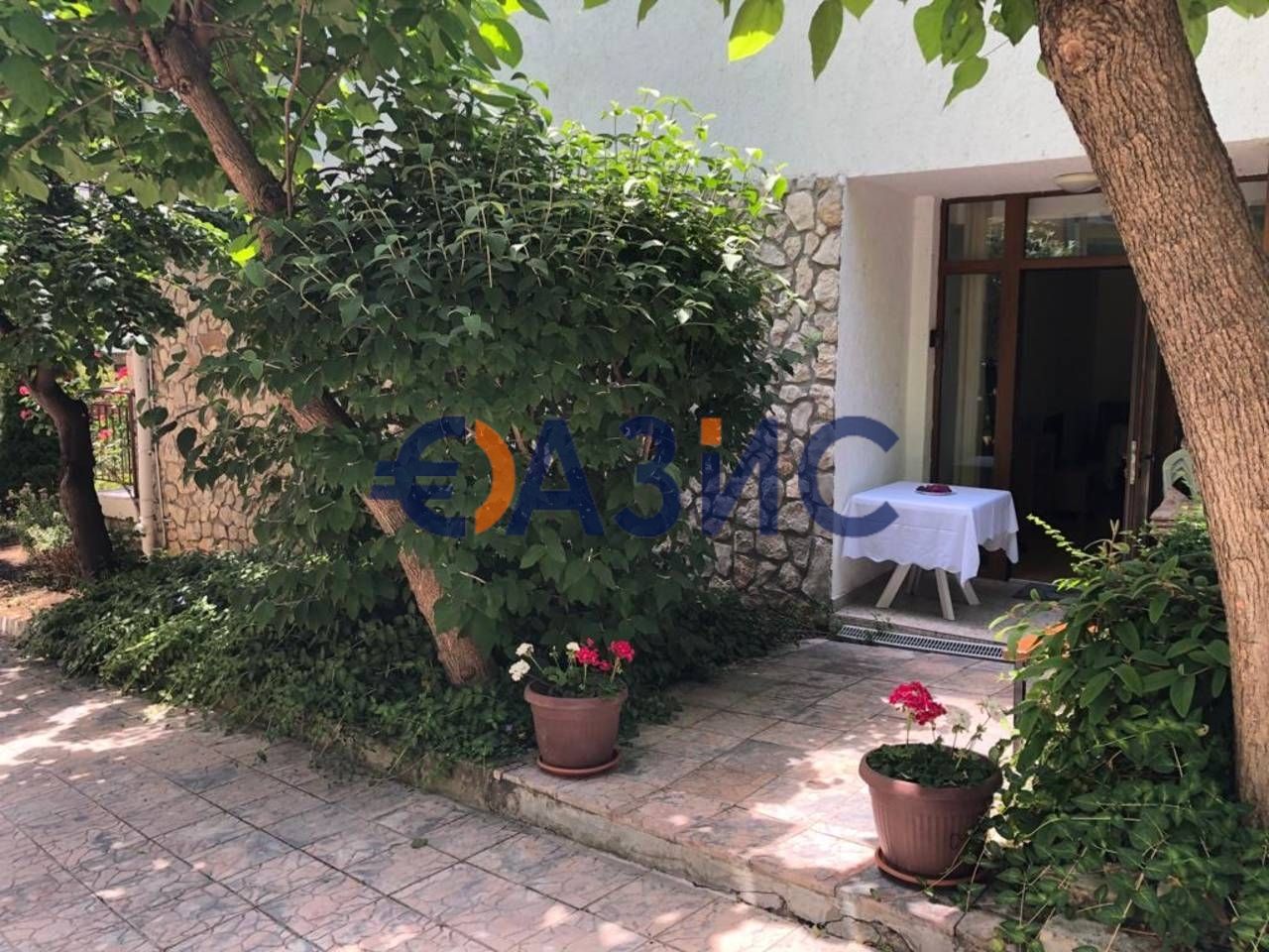 Продава се Двустаен апартамент в к.к. Елените - 73 кв.м за 864 €/кв.м - Снимка #6