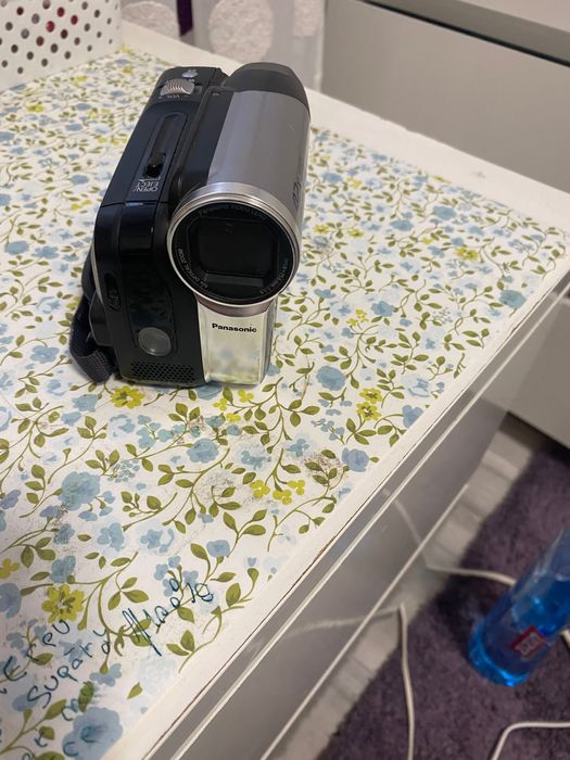 Camere video +aparate foto digitale