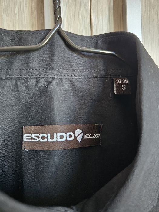 Costum ESCUDO bărbați gri cu cămașă neagră