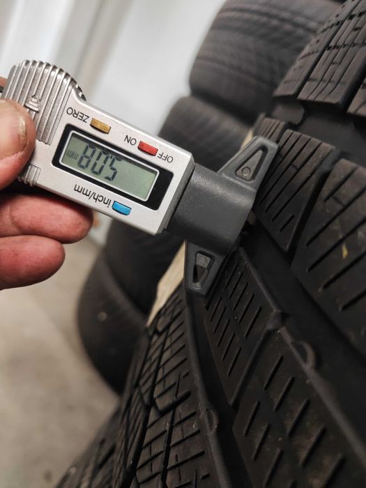 4бр.зимни гуми 275/40/19 Pirelli