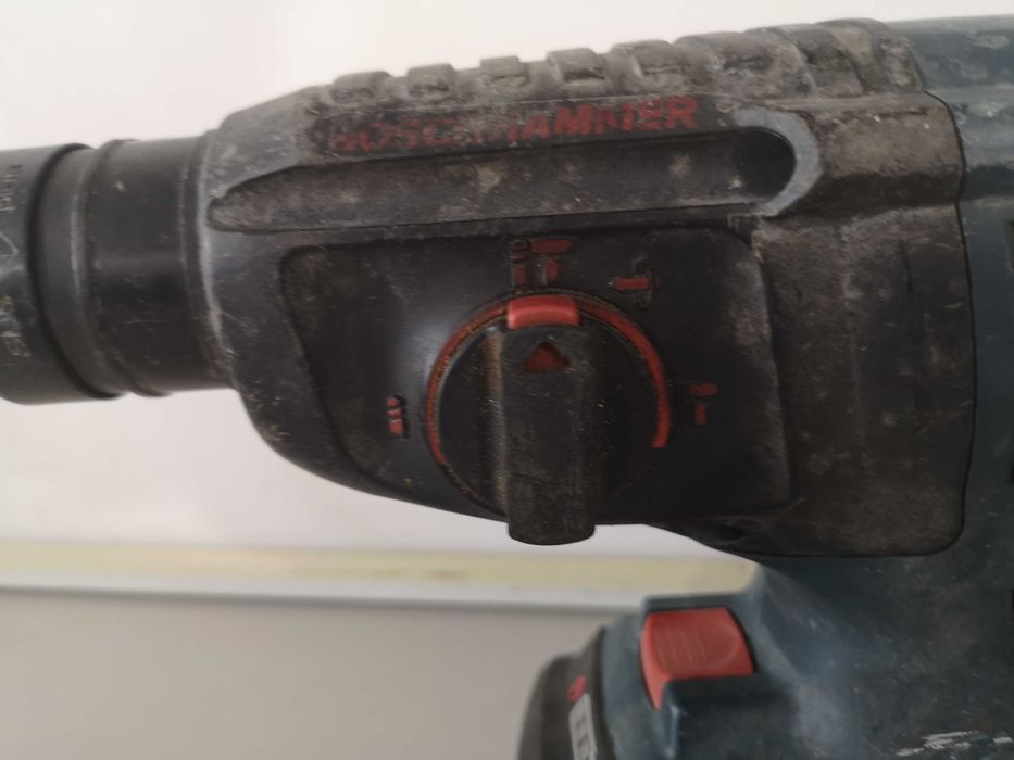 Перфоратор - Bosch GBH 36V  li ion