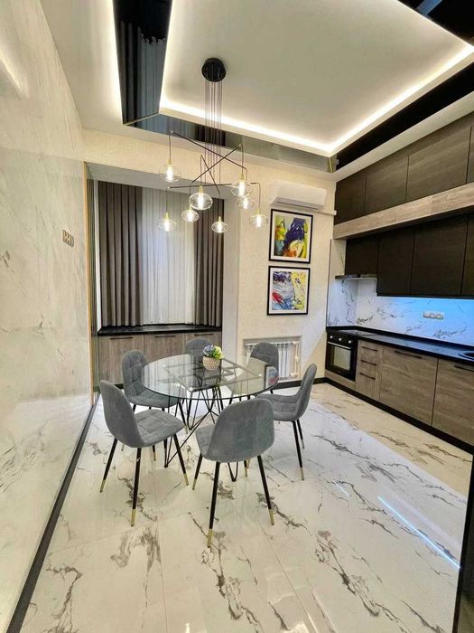 (335)  Сдается 4-ком. 8 из 9 на Афросиаб (метро Айбек)