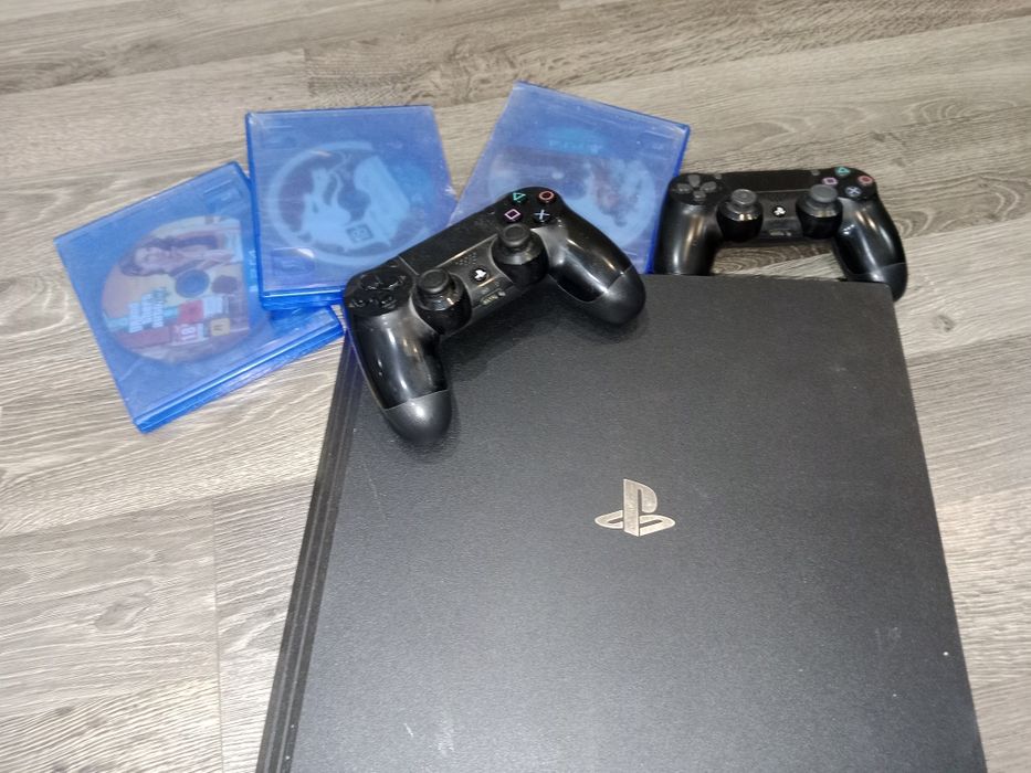 PlayStation 4 PRO
