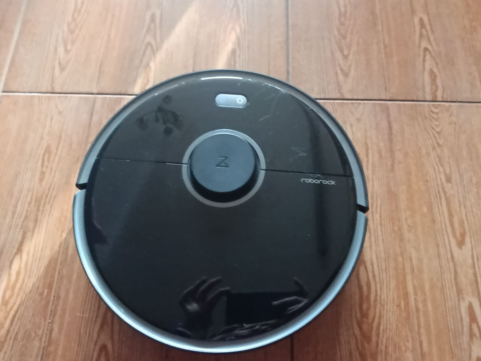 Продавам Roborock s5 max