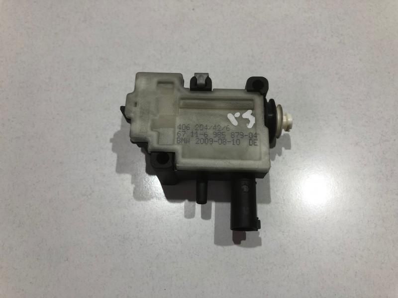 Motoras deschidere rezervor 6985879 BMW Seria 1 E81/E82/E87/E88 [face