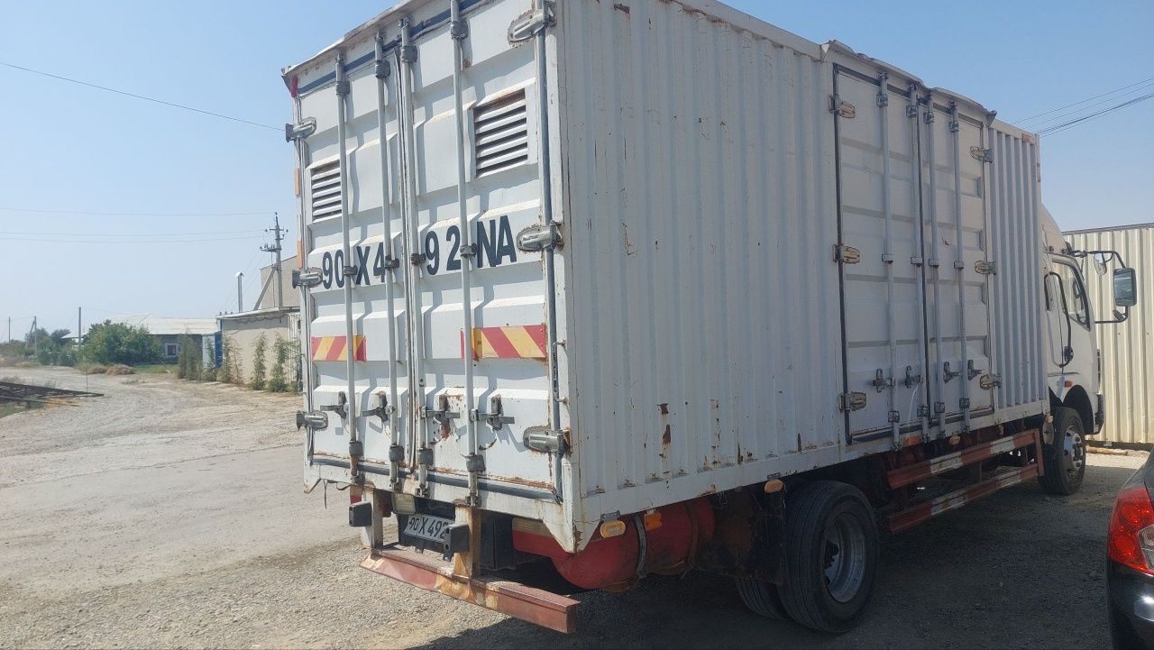 Donfeng holati zòr