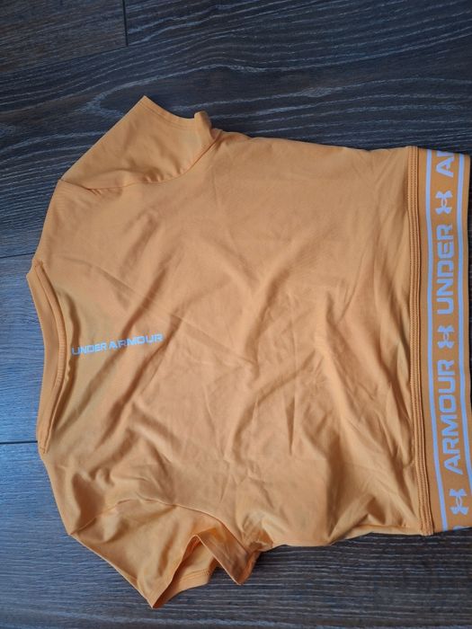 Bustiera sala under armour