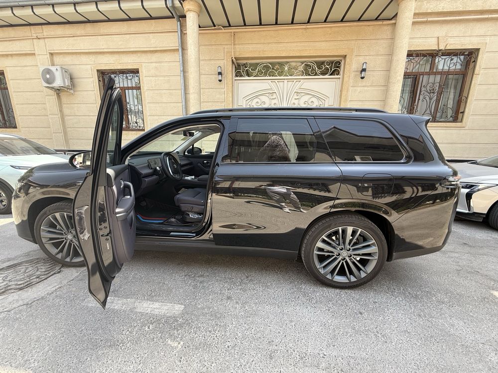 Leapmotor c16 o’zimniki 3200 km yurgan notariusga tayyor 2-dop opca