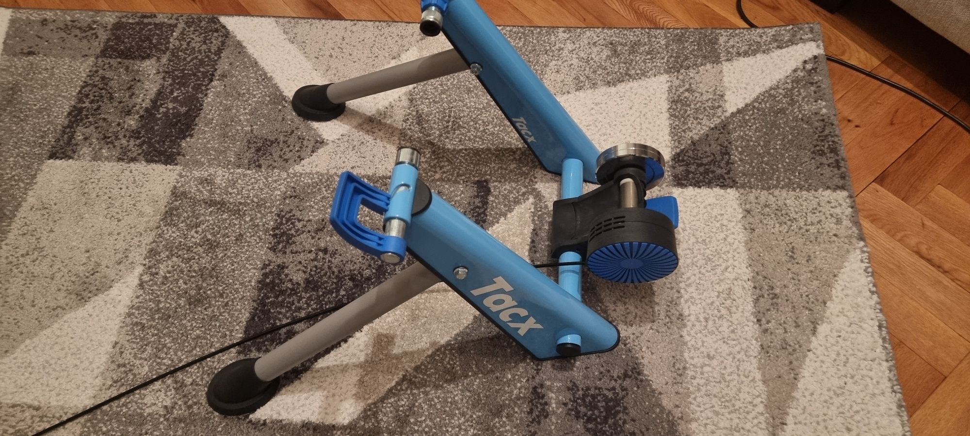 Vand home trainer Tacx BlueMatic