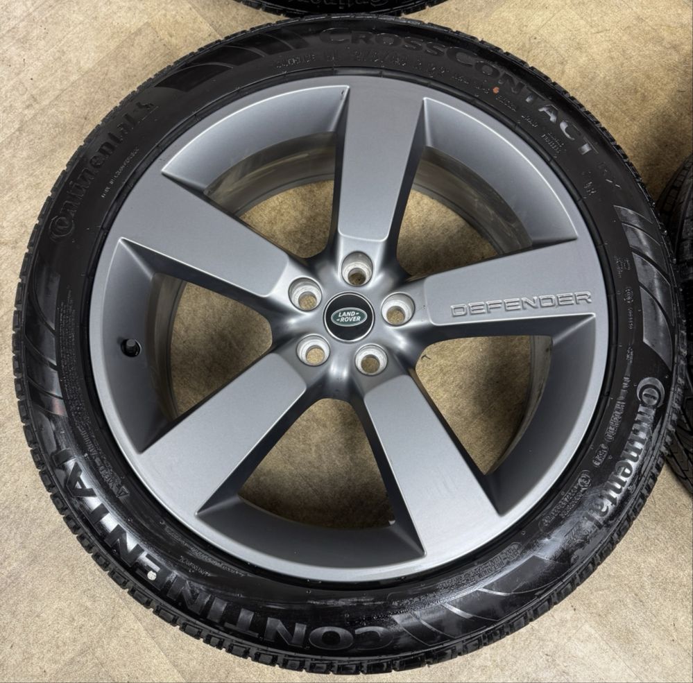 Jante Land/Range Rover Defender R22 Originale Continental 2024 99%