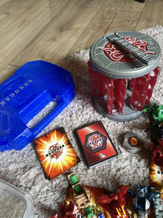 Colecție Bakugan Noi si vechi