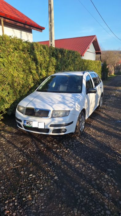 Scoda Fabia 1.2 benzină URGENT!