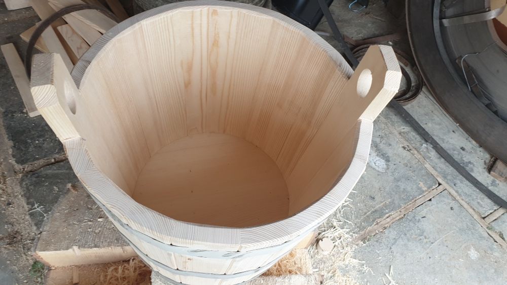 Budaci,  putinele, berbinte, gateata fântână,