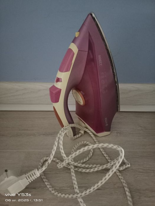 Утюг рабочем состоянии