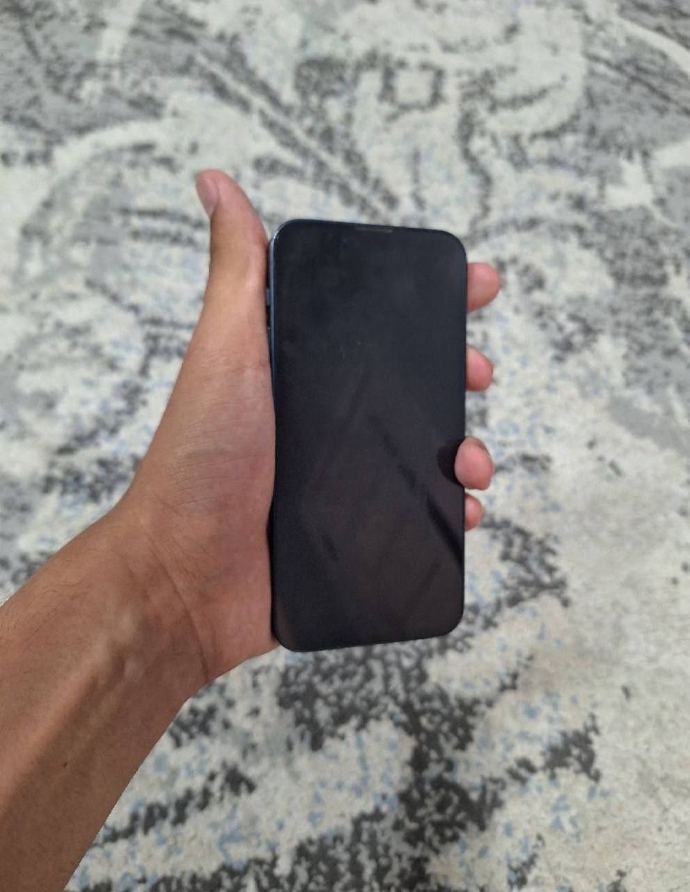 Iphone 13 sotiladi