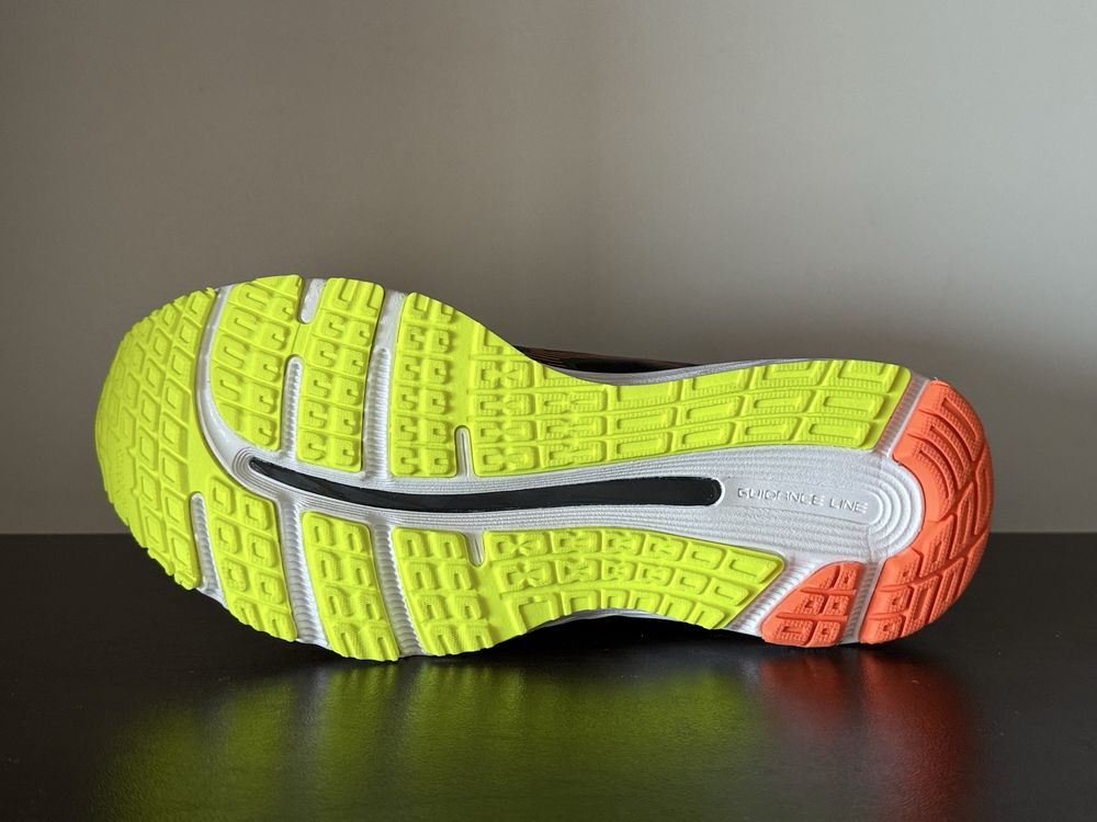 Asics Gel-Stratus 40номер 25см Стелка Нови с Кутия