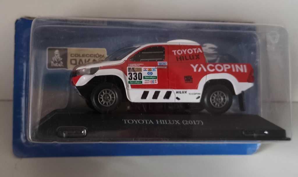 Macheta Toyota Hilux #330 Raliul Dakar 2017 - IXO/Altaya 1/43