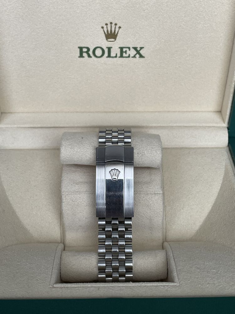 Rolex Datejust 41mm jubilee Full Box