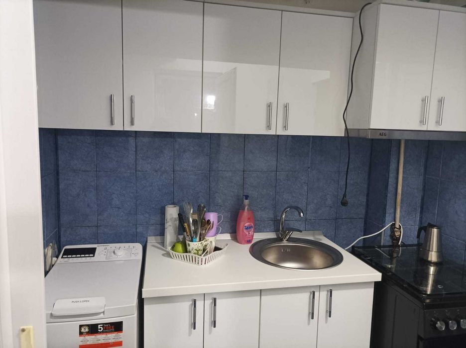 Se vinde garsoniera mobilata și utilata