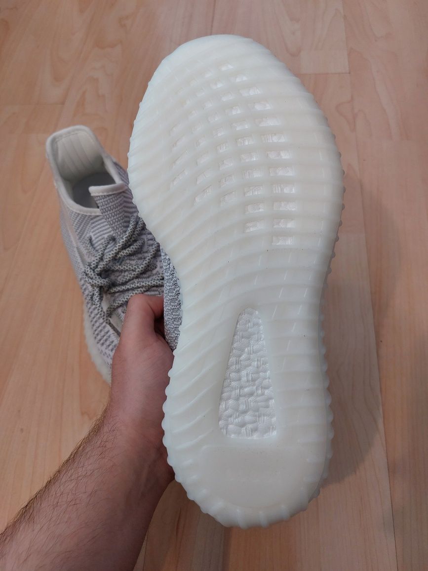 Yeezy 350 V2 Static