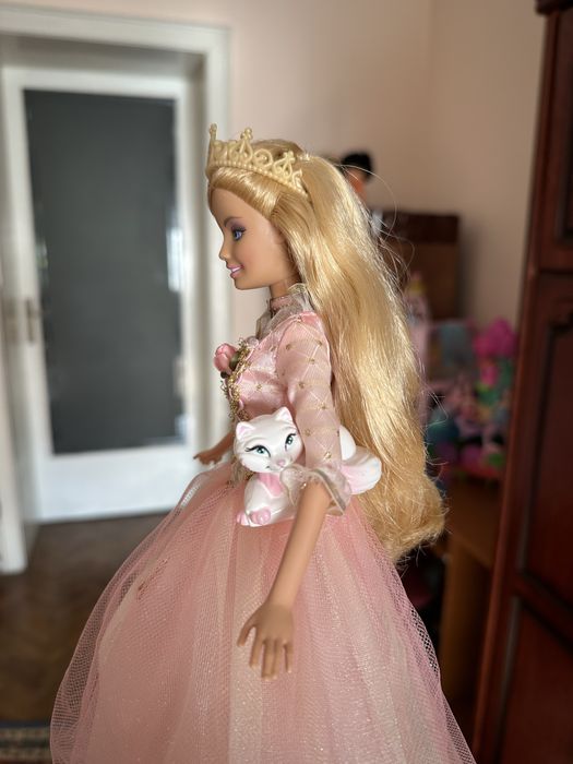 Papusa Barbie din filmul Princess and the Pauper