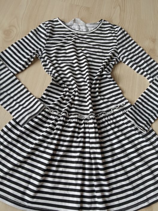Rochie cu dungi 8-10 ani