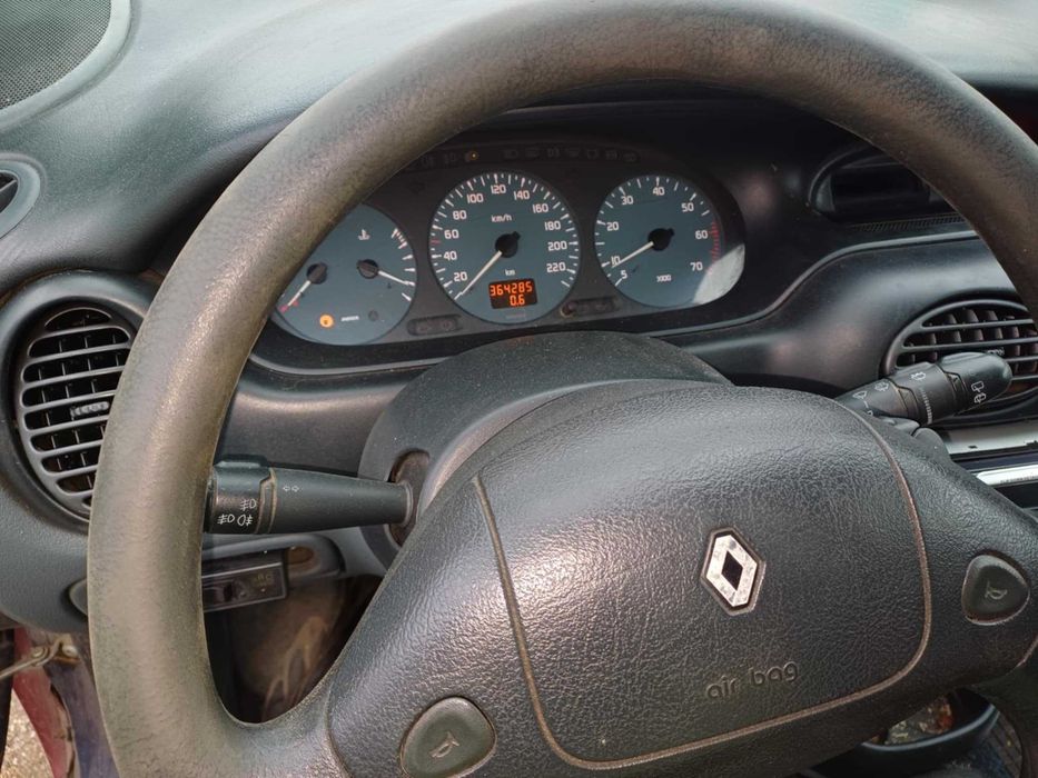 Рено Сценик 1.6 Бензин на части