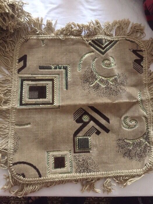 Продам абсолютно новые чехлы на стулья