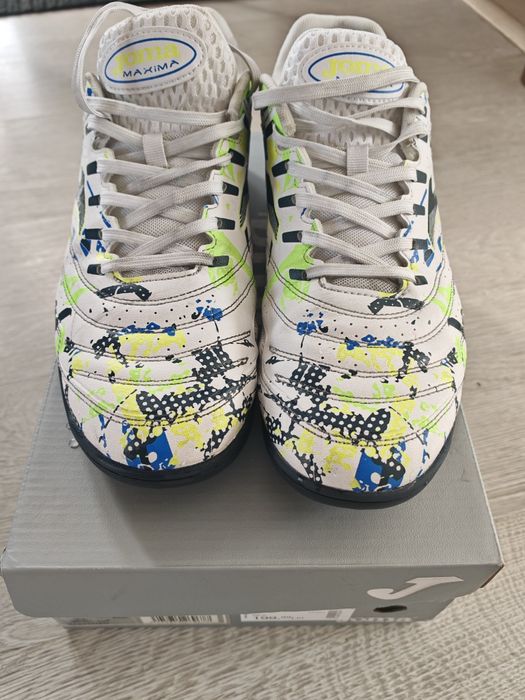 Ghete de fotbal sintetic Joma