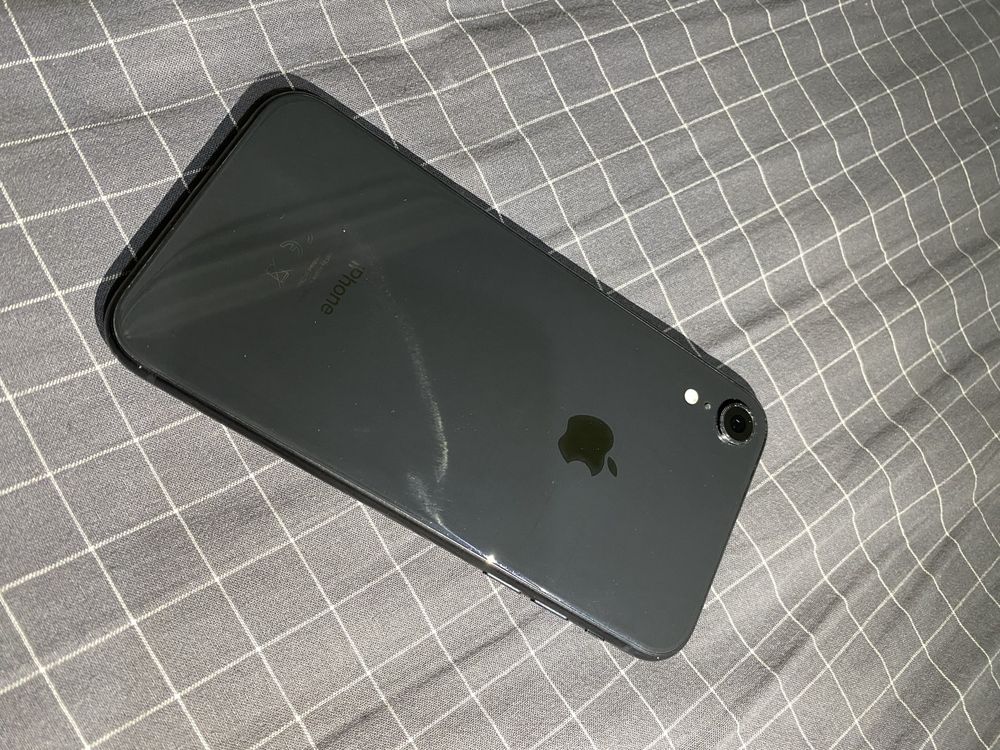 Iphone XR идеал 81% АКБ