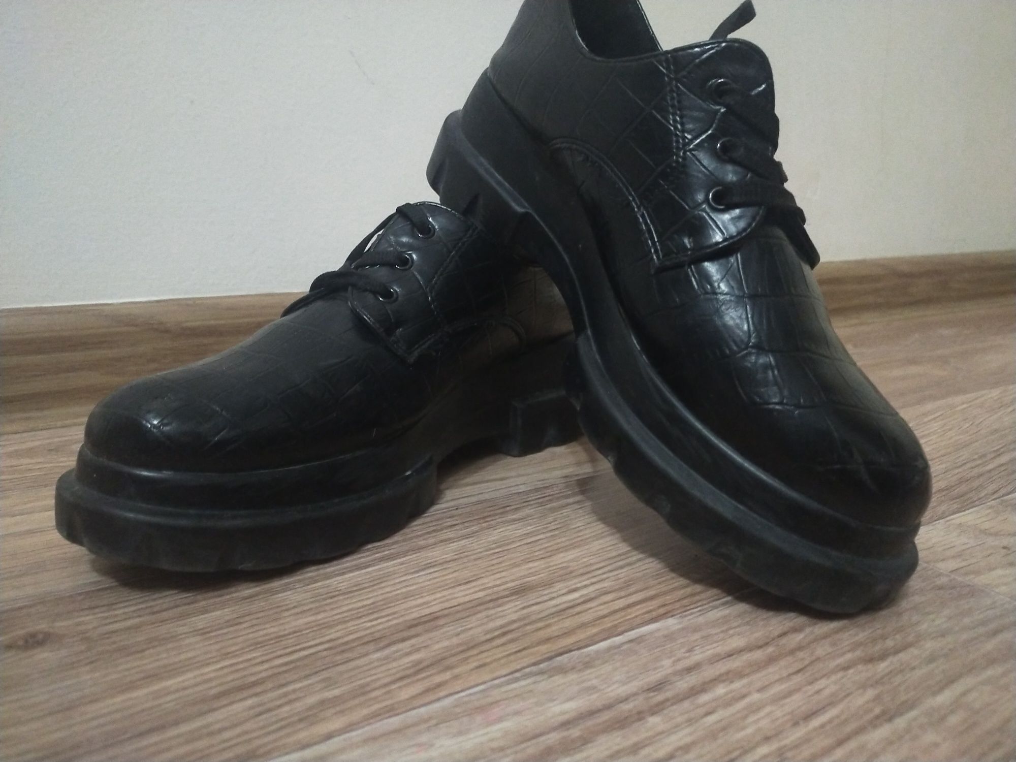 Обувь женская черного цвета