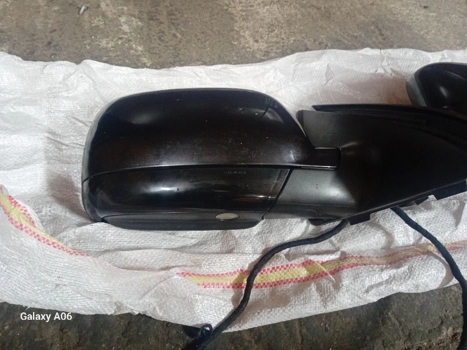 Vând oglinda stanga/dreapta pentru vw touareg 7L nonfacelift 2003-2007
