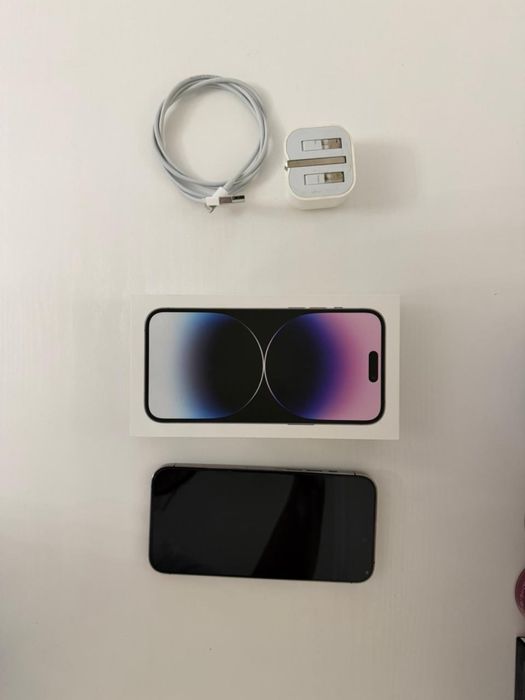 Продам Айфон 14 Про Макс