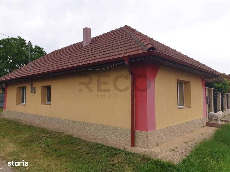 Casa cu 3 camere renovata in Cheresig