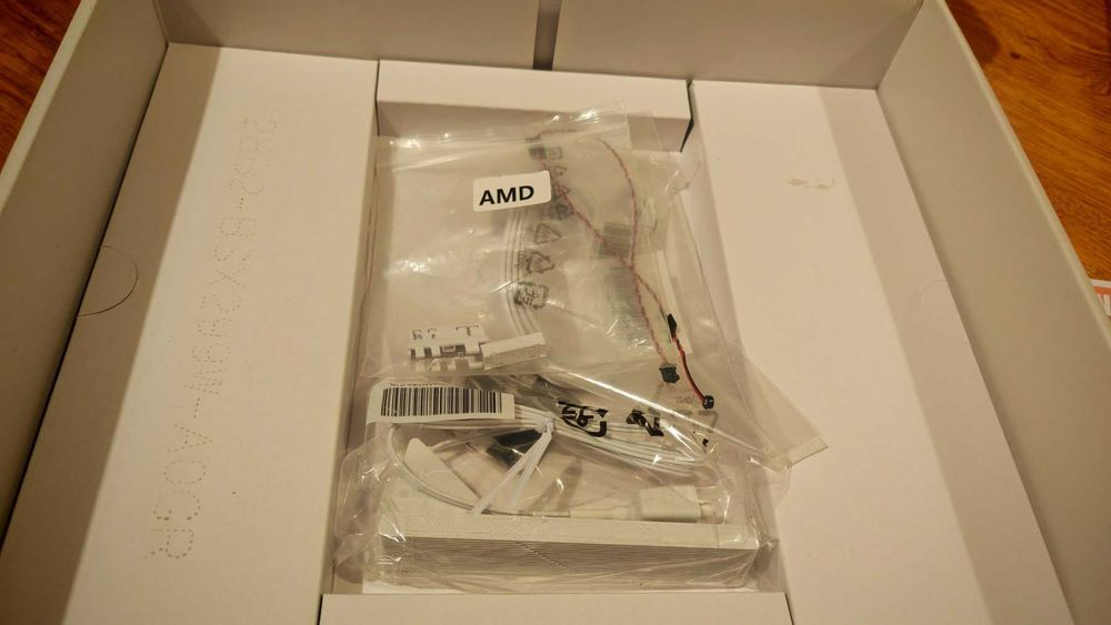 GIGABYTE X870E AORUS PRO ICE + НОВ ! AMD Ryzen 7 7800X3D 96MB/120W/AM5