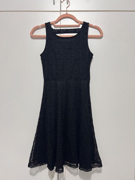 Rochie neagra cu dantela Jennyfer