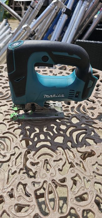 fierastrau pendular makita brushless