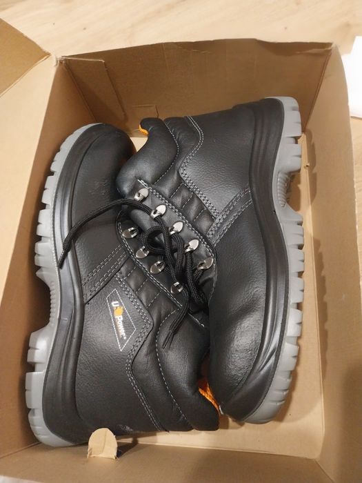 Работни Обувки 43 номер