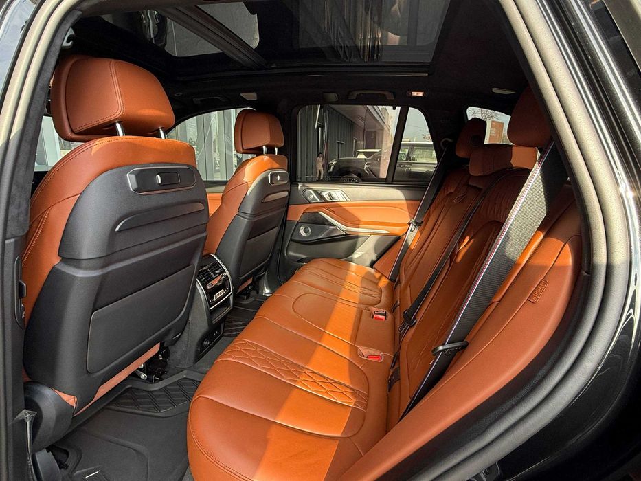 BMW X5 xDrive40i полная комплектация Full  2024 с гарантии
