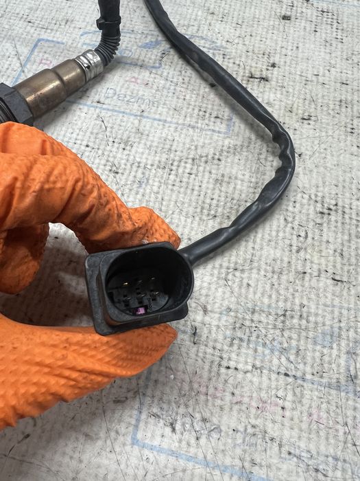 senzor noxe volkswagen touran 2.0 2012