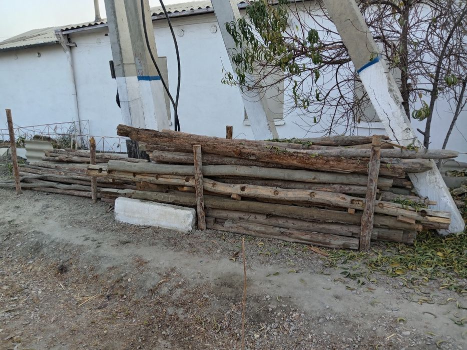 Ёгоч ва каламалар сотилади