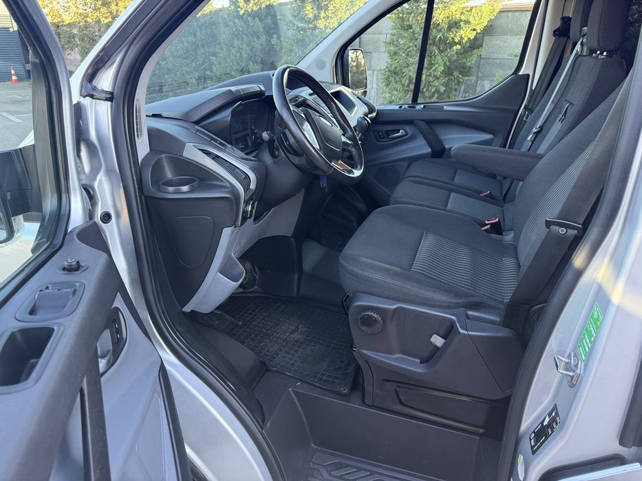 Transit Custom Combii 6 locuri+Marfa An 2017 2.0D Euro6,Clima,Vebasto