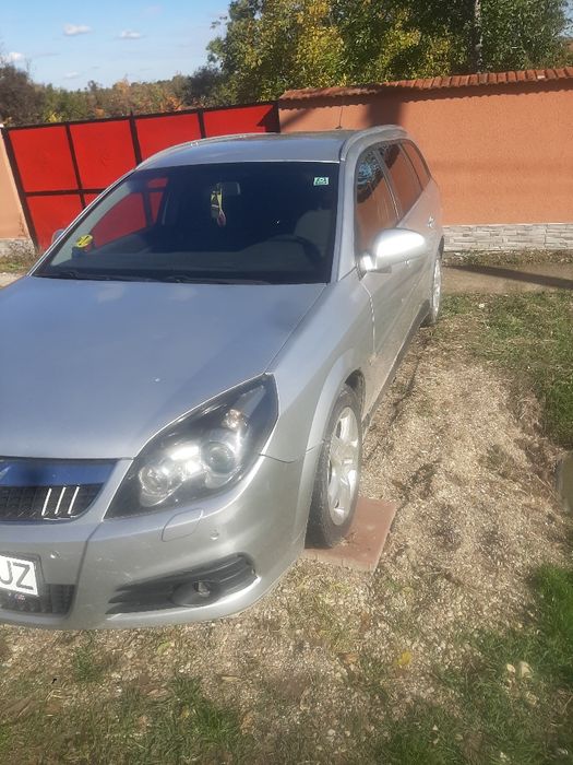 vând Opel Vectra