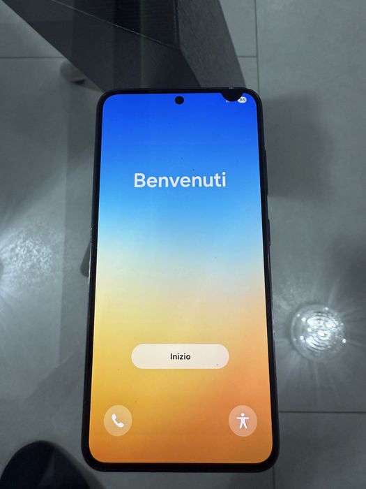 Samsung S23 phantom black 128GB • pata neagra display •