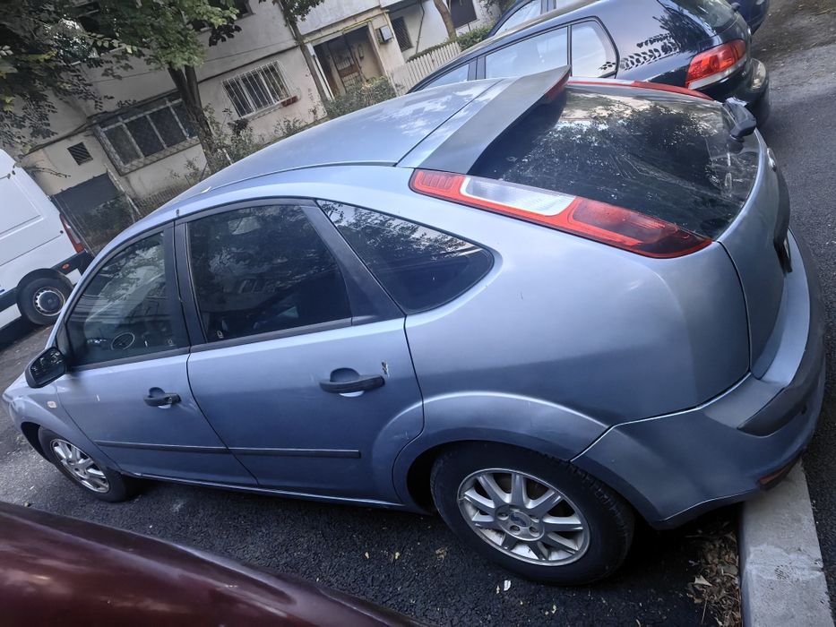Ford focus 2 1.6 benzina