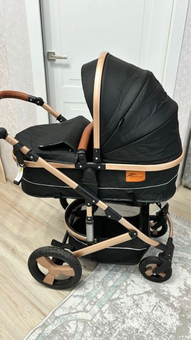 Продам детскую коляску