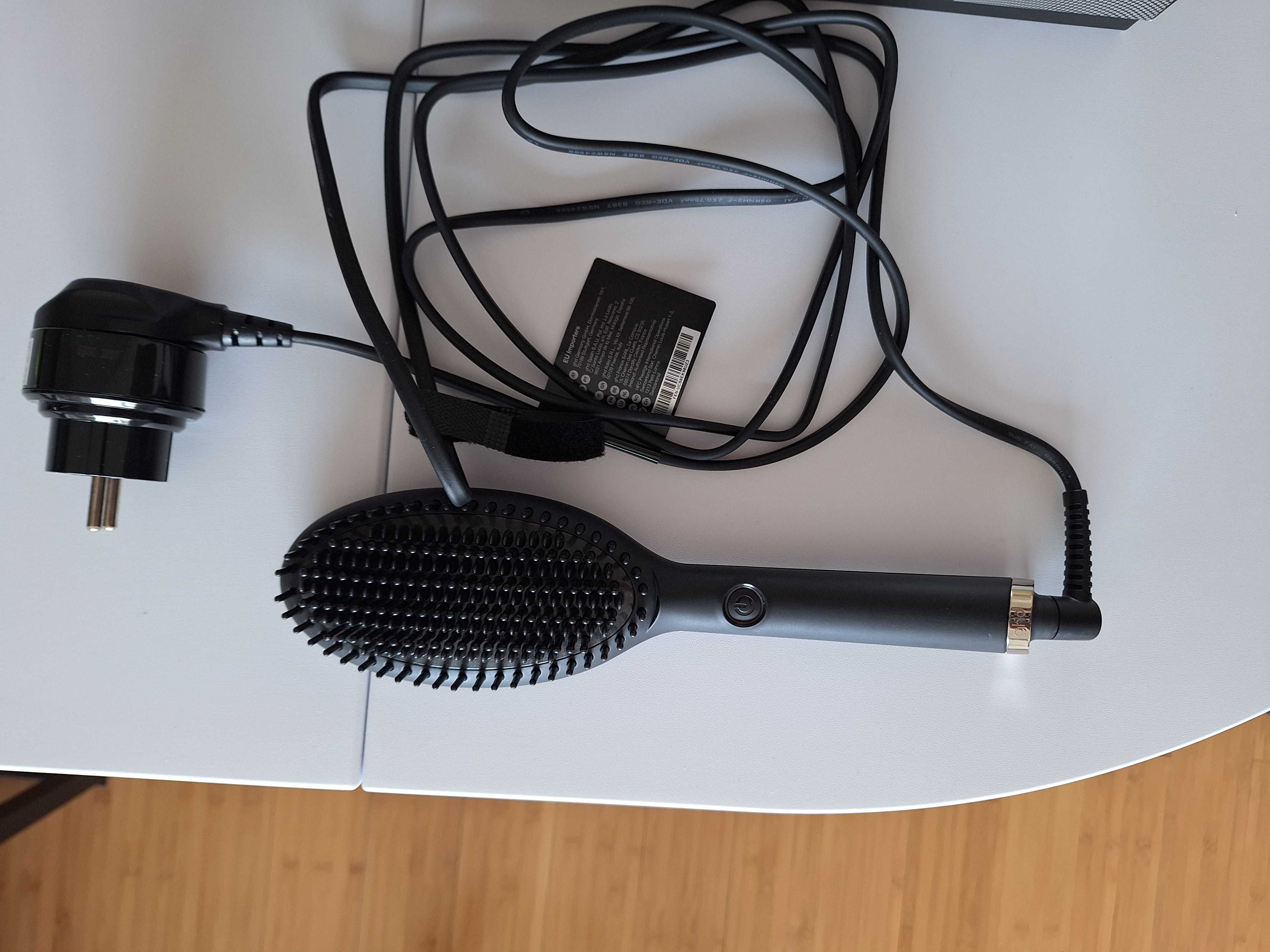 Vand GHD Glide Smoothing Hot Brush