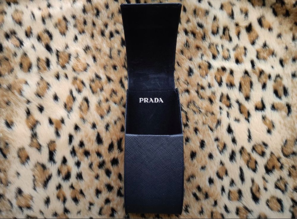 Слънчеви очила PRADA