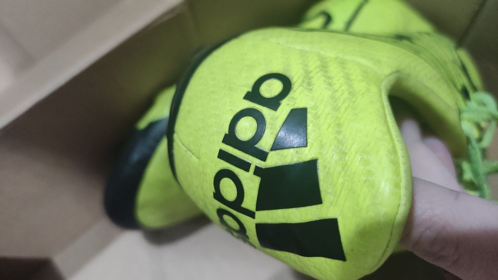 Стоножки и маратонки Адидас