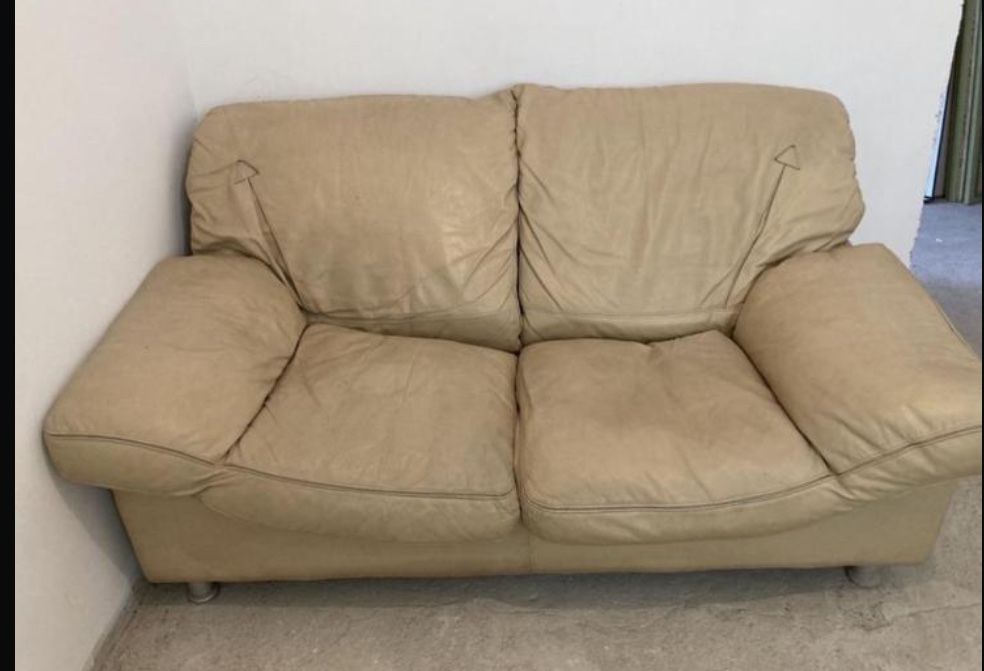 Canapea din piele crem fix